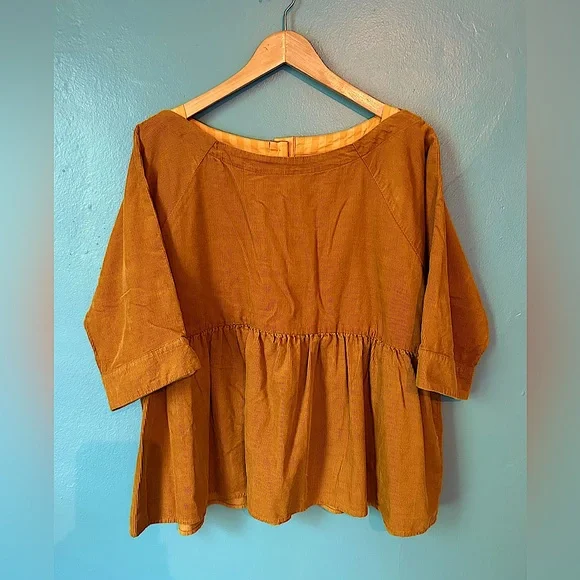 Maeve Anthropologie Peplum Top Small but Oversized - Picture 1 of 6